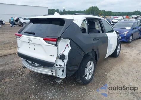 2019 Toyota Rav4 Xle z USA, uszkodzony, nr VIN JTMW1RFV0KD040055